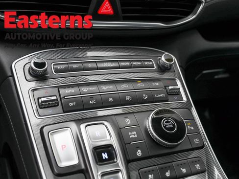 Used 2023 Hyundai Santa Fe Limited image 20