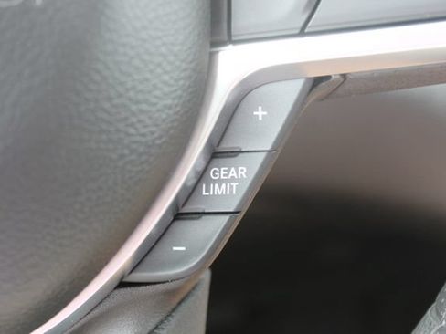 New 2026 RAM 1500 Express AWD/4WD image 19