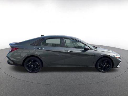 Used 2026 Hyundai Elantra Sport FWD image 16