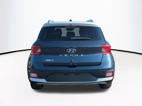 New 2026 Hyundai Venue SEL FWD image 6