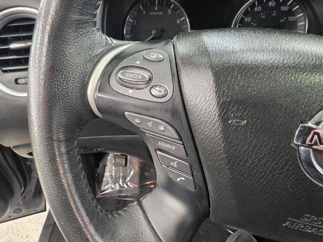 Used 2018 Nissan Pathfinder Platinum AWD/4WD image 11