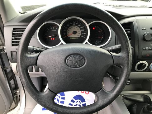 Used 2007 Toyota Tacoma 2WD Regular Cab image 12