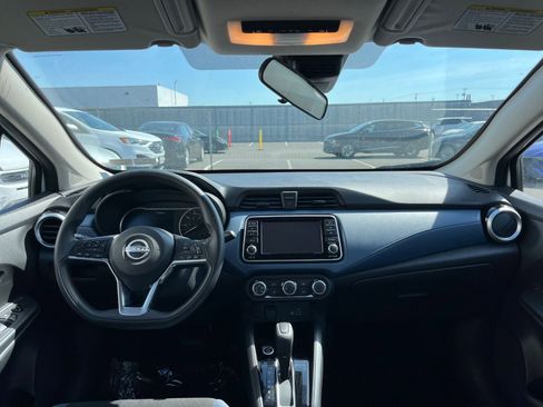 Used 2025 Nissan Versa SV FWD image 32