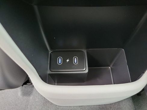 New 2026 Hyundai Kona SE image 12