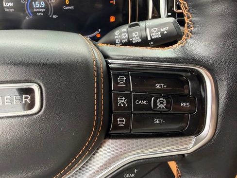 Used 2023 Jeep Grand Wagoneer Series III image 28