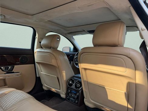 Used 2016 Jaguar XJ L Portfolio image 21