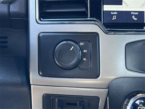 Used 2022 Ford F250 Lariat w/ Lariat Value Package image 30