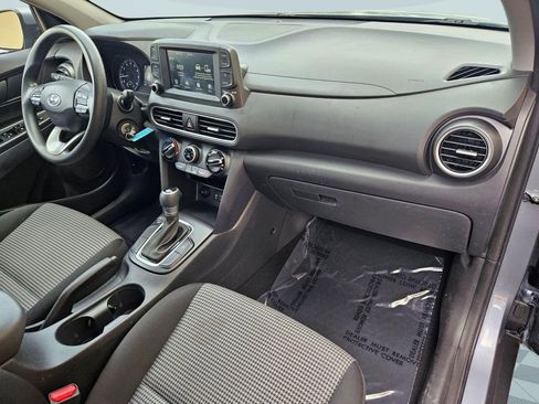 Used 2019 Hyundai Kona SE FWD image 30