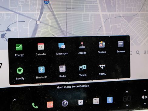 Used 2017 Tesla Model X 90D image 34