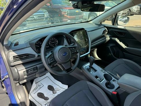 Used 2025 Subaru Crosstrek 2.5i Premium AWD/4WD image 3