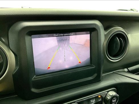 Used 2023 Jeep Wrangler Unlimited Sport AWD/4WD image 28
