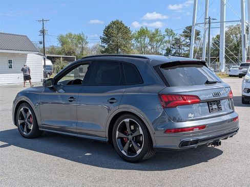 Used 2020 Audi SQ5 Prestige w/ Prestige Package AWD/4WD image 3