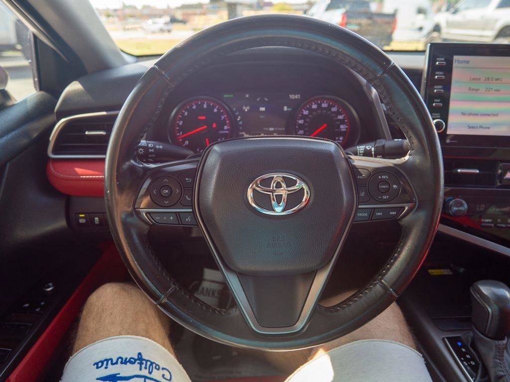 Used 2022 Toyota Camry XSE FWD image 19