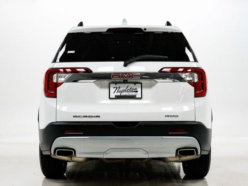 Used 2023 GMC Acadia SLT image 30