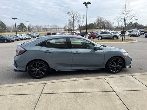 Used 2017 Honda Civic Sport image 5