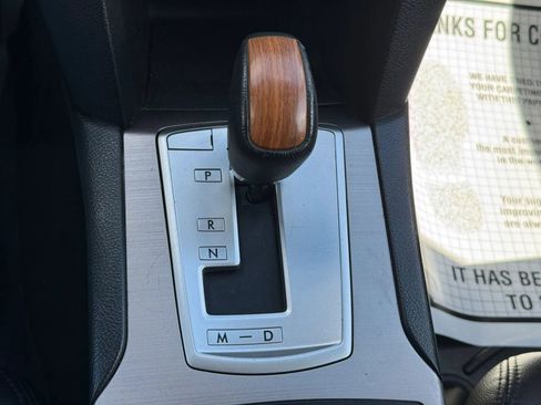 Used 2013 Subaru Outback 2.5i Limited w/ Moonroof Pkg image 35