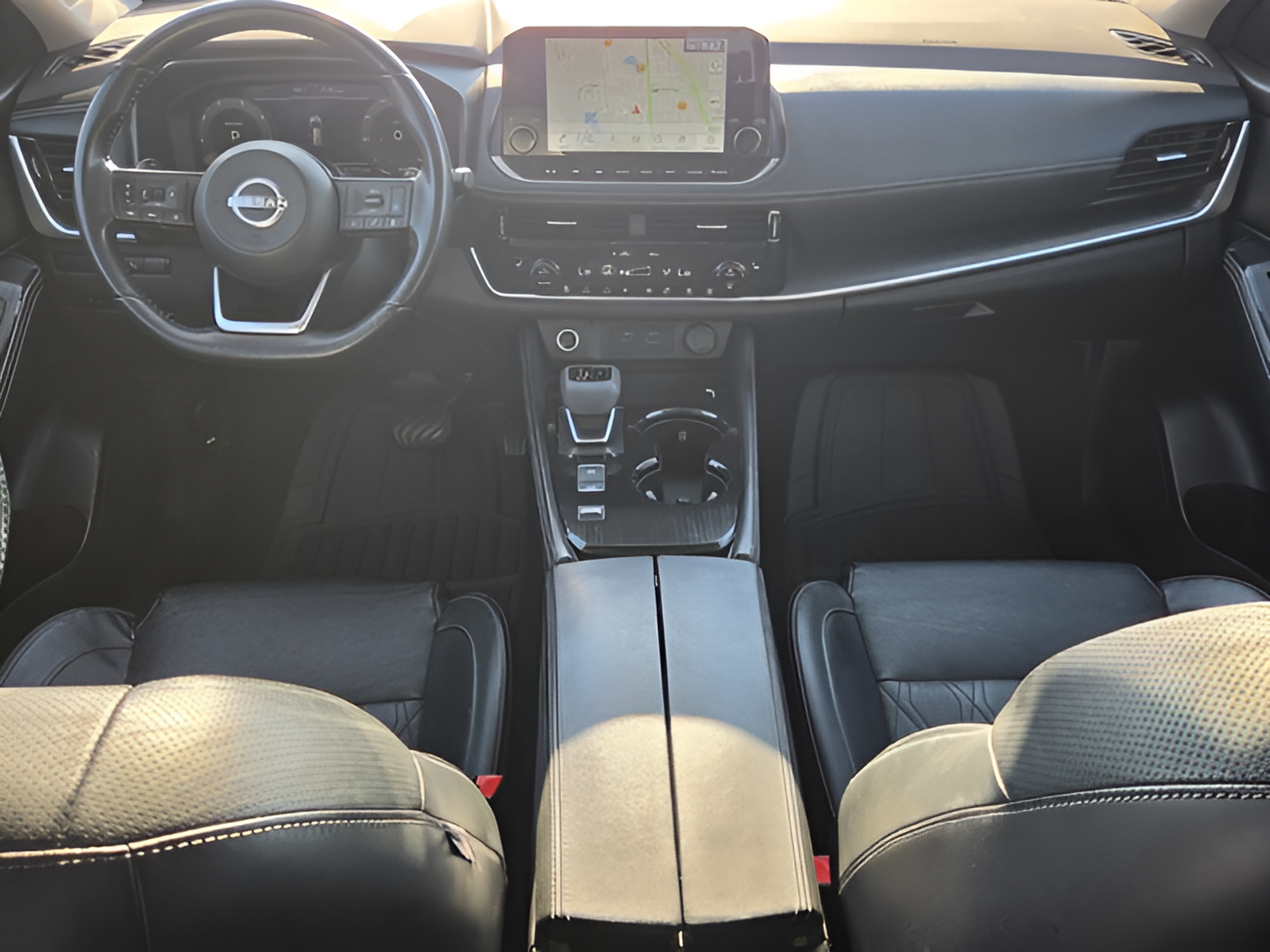 Used 2022 Nissan Rogue Platinum w/ Head-Up Display Package FWD image 14