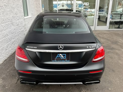 Used 2018 Mercedes-Benz E 63 AMG S image 25