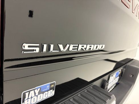 Used 2025 Chevrolet Silverado 1500 LT AWD/4WD image 24