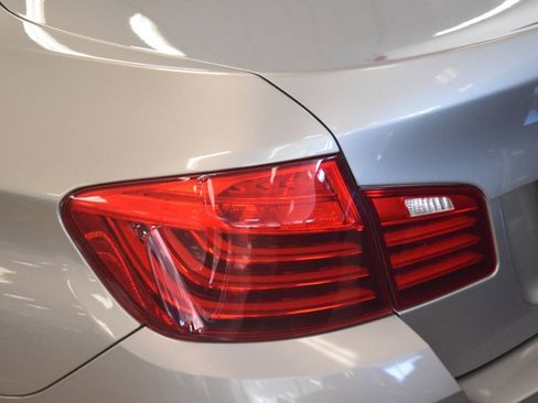 Used 2014 BMW 528i Sedan RWD image 19
