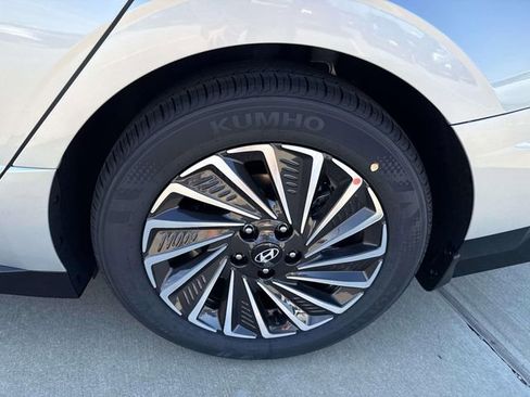 New 2026 Hyundai Sonata SEL image 7