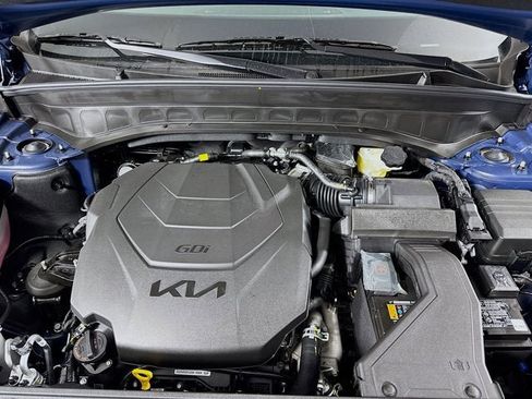 New 2025 Kia Telluride S image 10