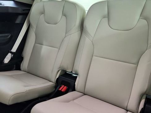 Certified 2023 Volvo XC90 B5 Plus w/ Protection Package Premier AWD/4WD image 31