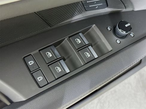 Certified 2024 Audi e-tron GT Premium Plus w/ Executive Package image 18