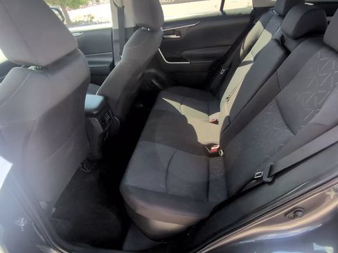 Used 2025 Toyota RAV4 XLE AWD/4WD image 22
