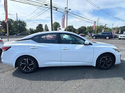 Used 2024 Nissan Sentra SV w/ All-Weather Package FWD image 4