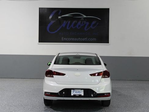 Used 2019 Hyundai Elantra SEL w/ Cargo Package FWD image 4