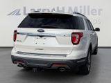 Used 2018 Ford Explorer Limited w/ Equipment Group 301A image 5