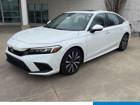 Used 2023 Honda Civic EX image 1