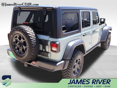 Used 2023 Jeep Wrangler Unlimited AWD/4WD image 5