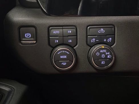 Used 2024 Chevrolet Silverado 1500 RST AWD/4WD image 29