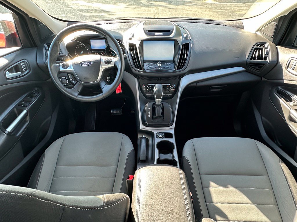Used 2015 Ford Escape SE w/ Equipment Group 201A AWD/4WD image 18