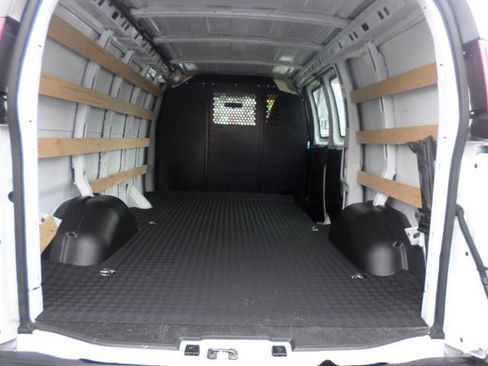 Used 2024 GMC Savana 2500 w/ Driver Convenience Package image 37