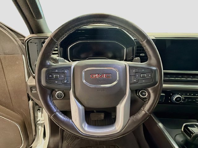 Used 2022 GMC Sierra 1500 SLT w/ SLT Premium Plus Package AWD/4WD image 10