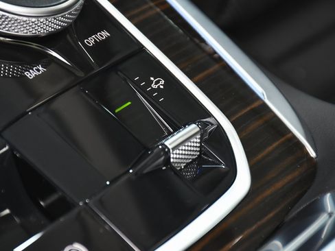 Used 2026 BMW X7 xDrive40i image 54