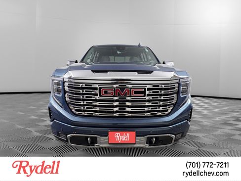 Used 2024 GMC Sierra 1500 Denali w/ Denali Reserve Package image 8