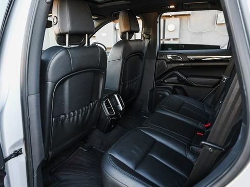 Used 2011 Porsche Cayenne image 52