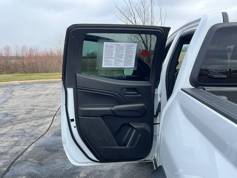 Used 2023 Chevrolet Colorado Trail Boss image 31