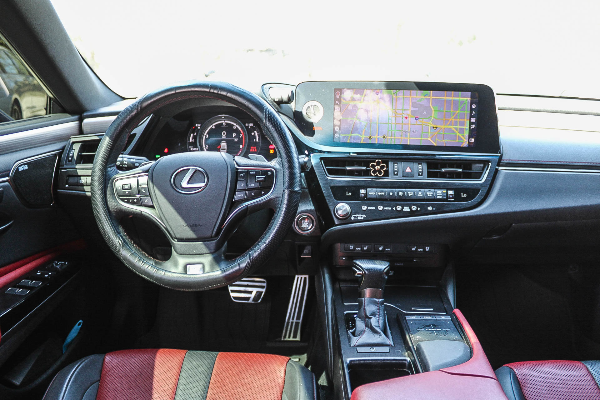 Used 2022 Lexus ES 350 F Sport w/ Accessory Package 2 FWD image 14