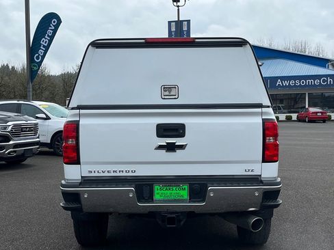 Used 2017 Chevrolet Silverado 3500 LTZ w/ Duramax Plus Package image 8