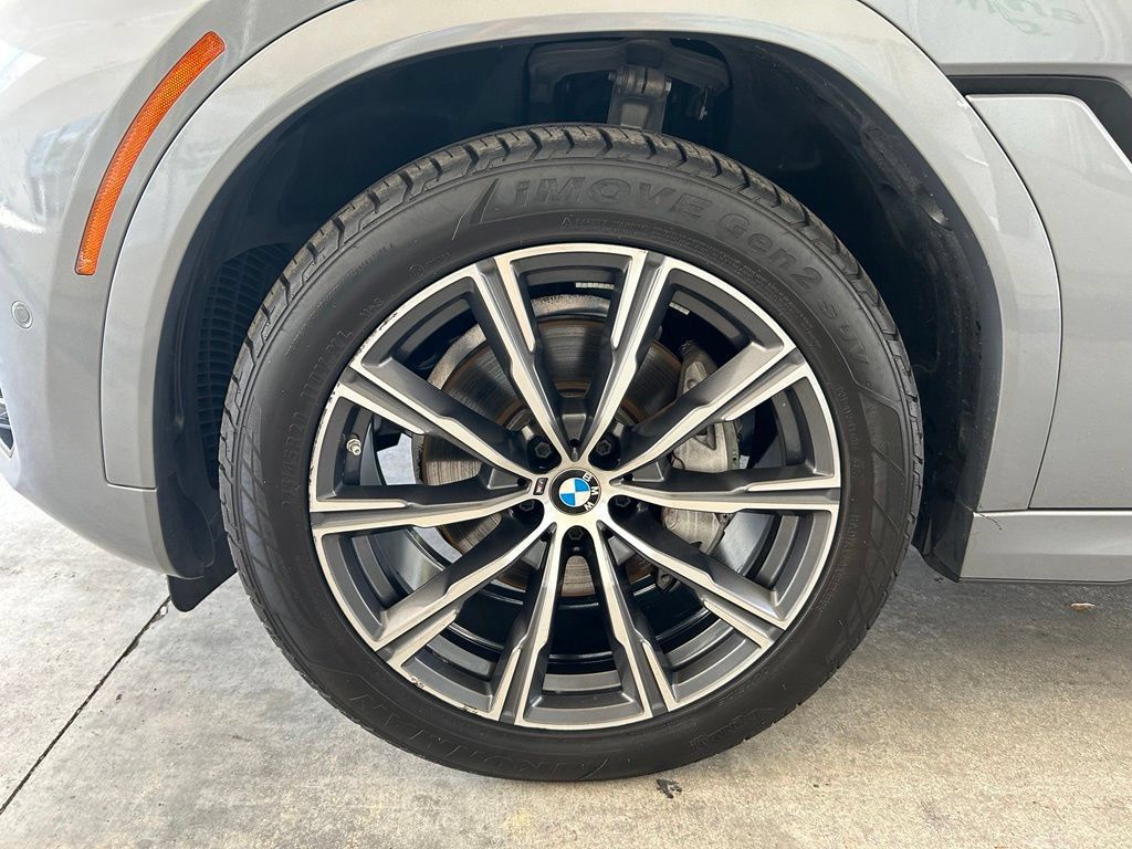 Used 2024 BMW X6 xDrive40i AWD/4WD image 16