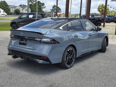 New 2026 Nissan Sentra SR FWD image 6