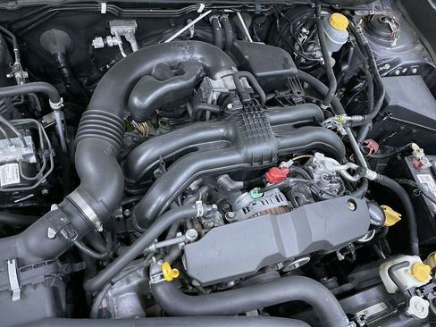 Used 2013 Subaru Legacy 2.5i Premium w/ All-Weather Pkg image 16