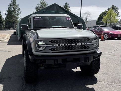 Used 2023 Ford Bronco Badlands AWD/4WD image 3
