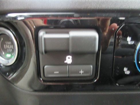 New 2026 GMC Sierra 3500 SLE w/ SLE Value Package image 20