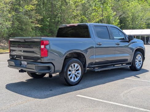 Used 2021 Chevrolet Silverado 1500 Custom w/ Safety Confidence Package image 9